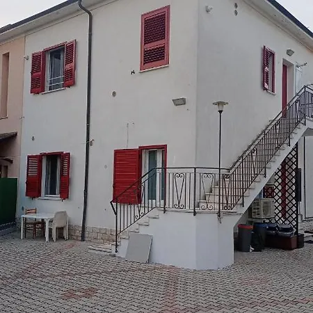 アパート A Casa Di Domenico ラヴェンナ